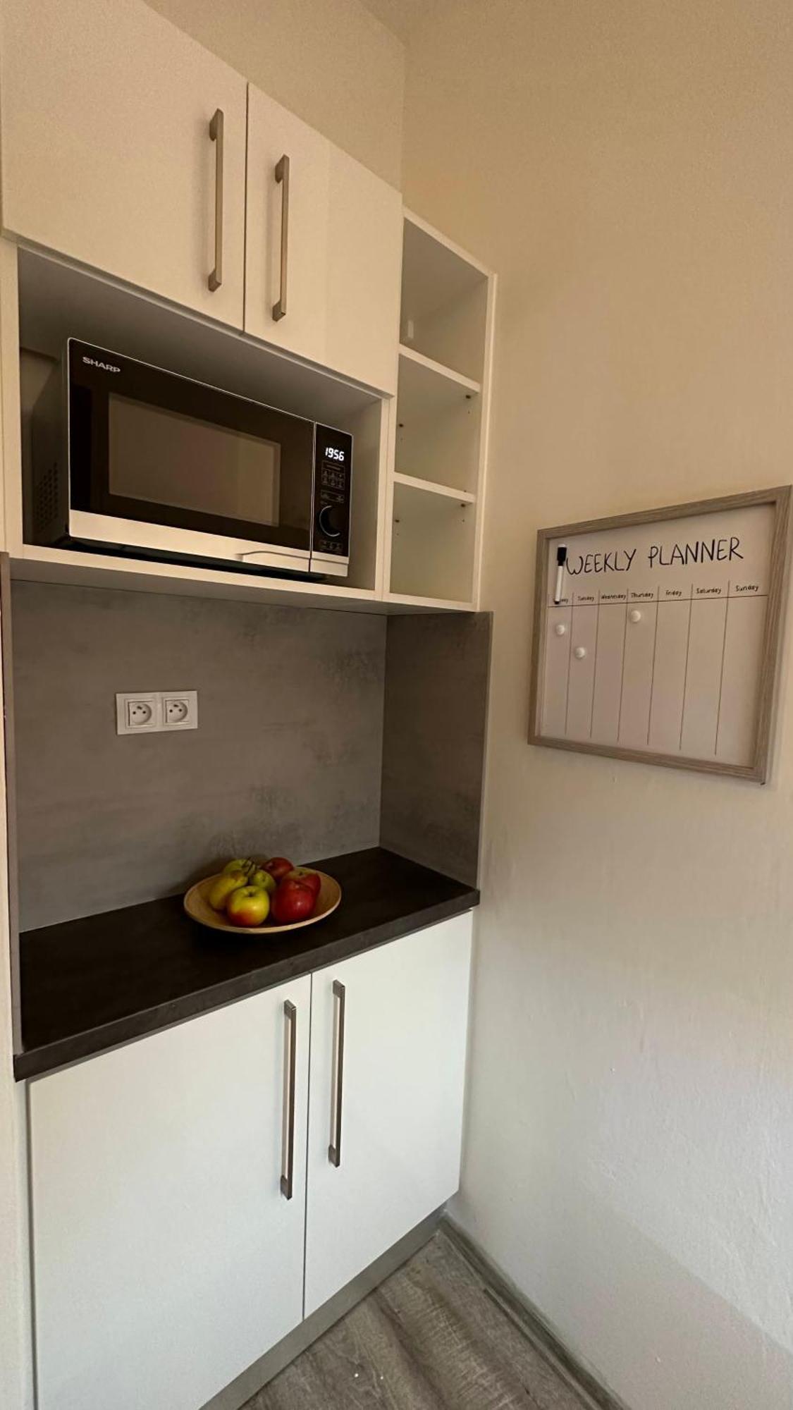 Apartman S Balkonem U Parku & 15 Minut Do Centra Brno Exterior foto
